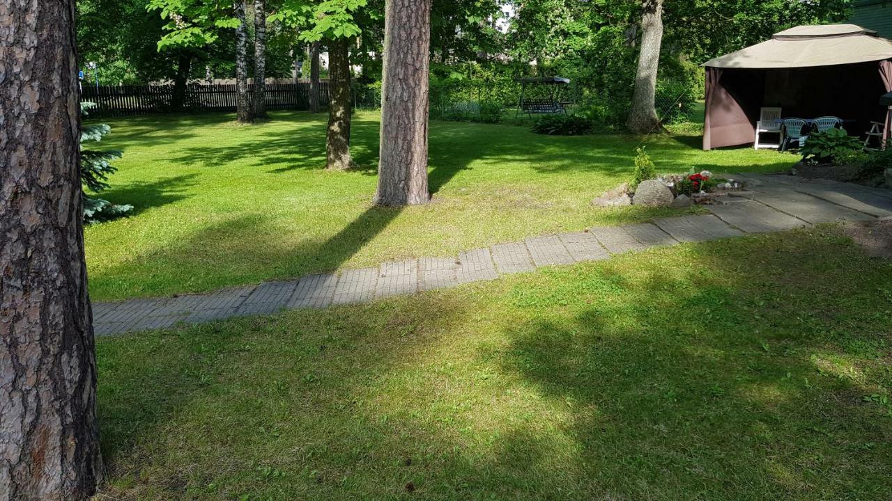 Mini-House With Garden In Jurmala Villa Dış mekan fotoğraf